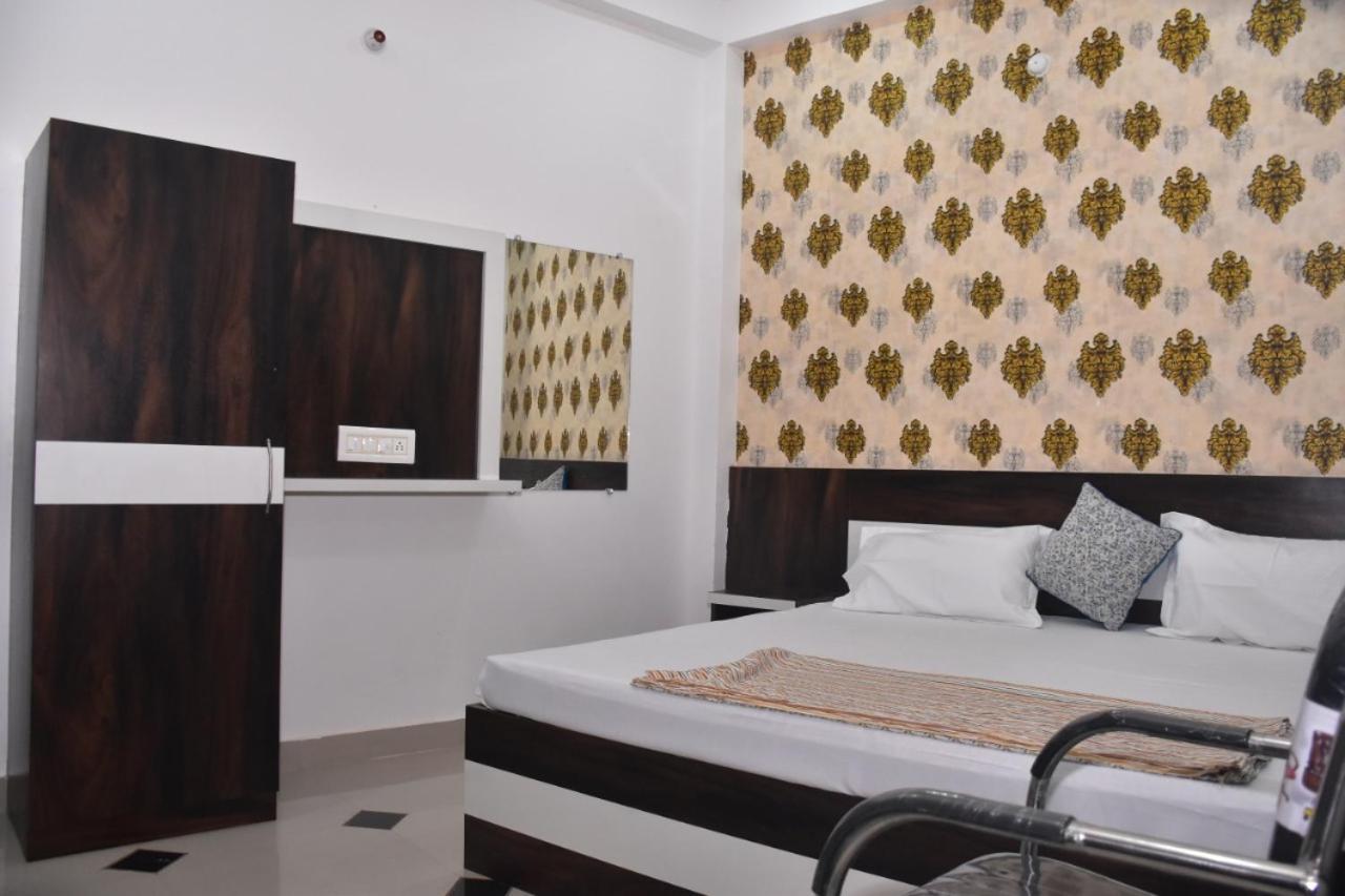 Shree Gorakhnath Guest House Ayodhya Ngoại thất bức ảnh