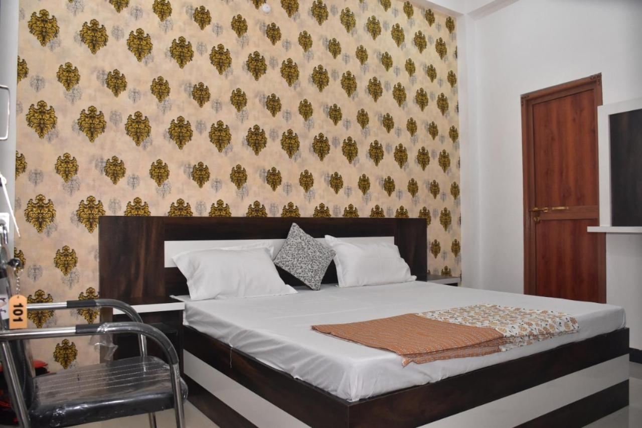 Shree Gorakhnath Guest House Ayodhya Ngoại thất bức ảnh