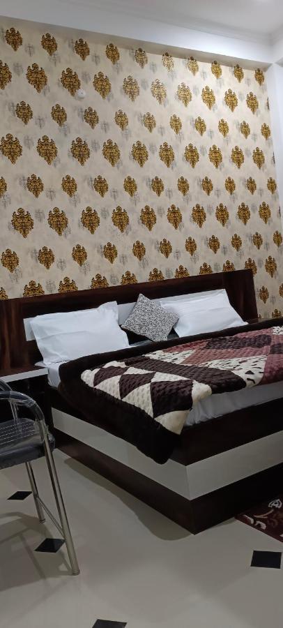 Shree Gorakhnath Guest House Ayodhya Ngoại thất bức ảnh