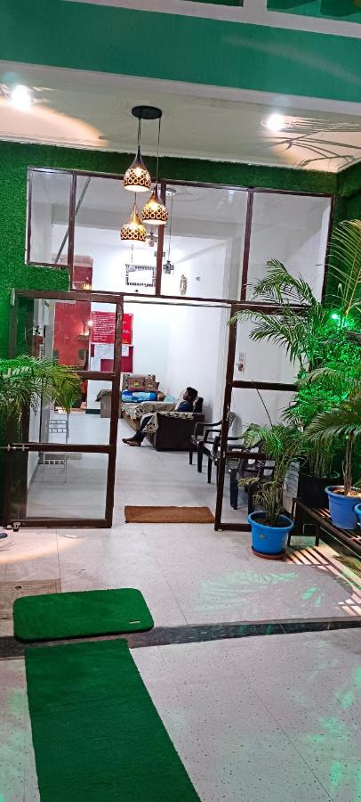 Shree Gorakhnath Guest House Ayodhya Ngoại thất bức ảnh