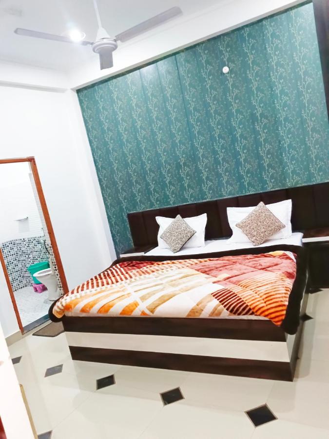 Shree Gorakhnath Guest House Ayodhya Ngoại thất bức ảnh